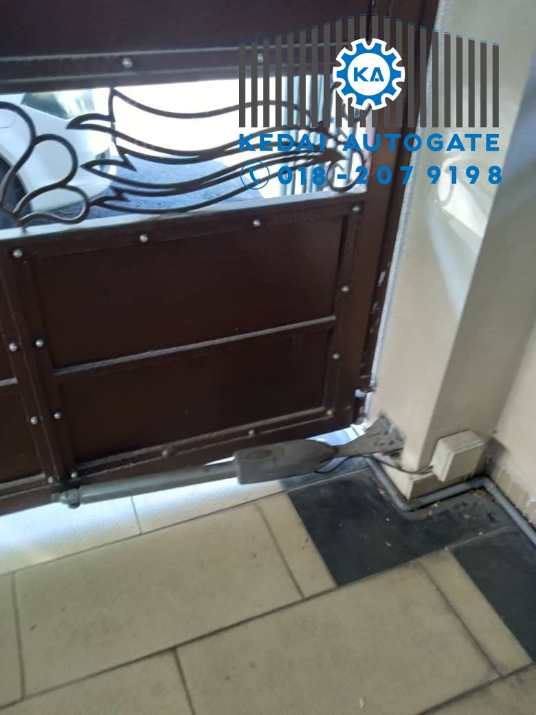 Swing Autogate Arm Cheras