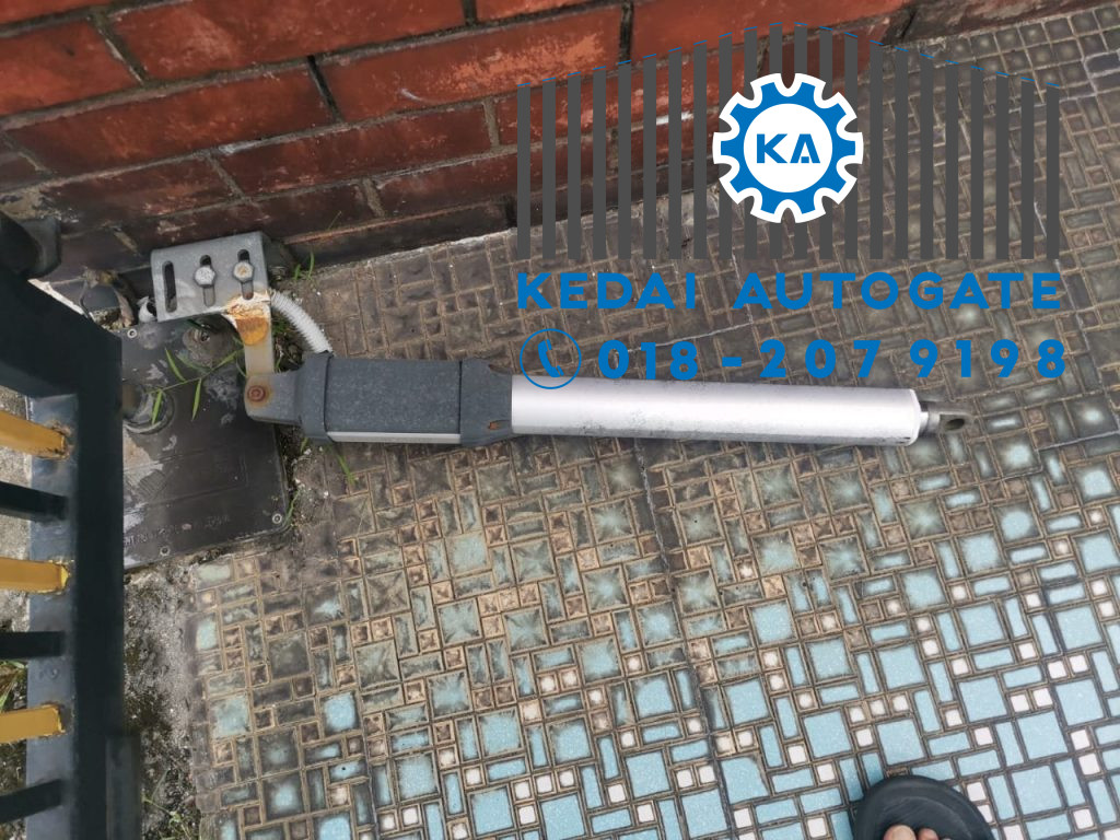 Servis Autogate Terbaik Denai Alam